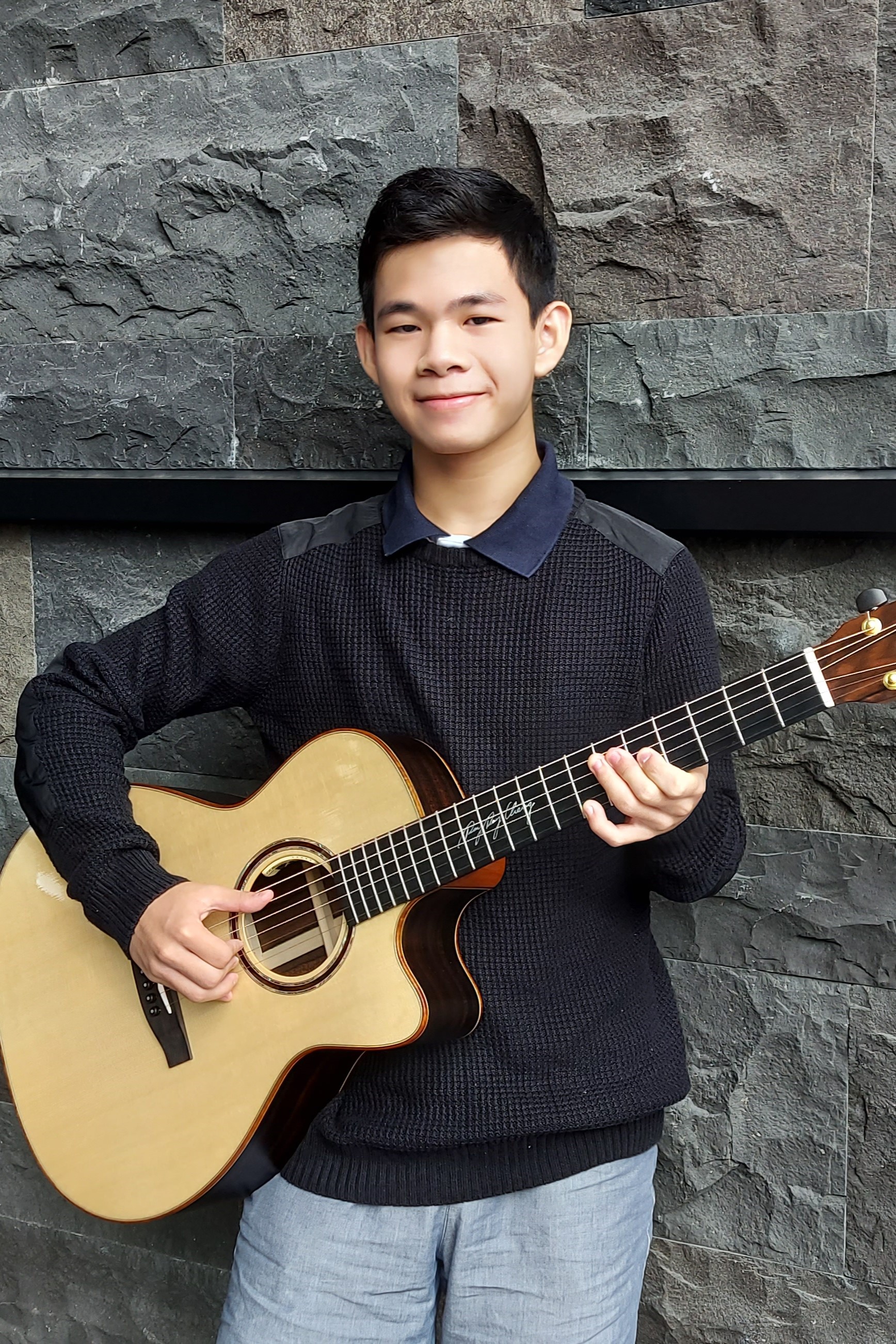 RayRay Cheng